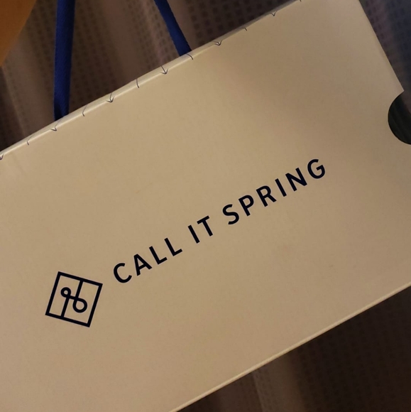 Call it Spring Shoes - Picture 3 of 3